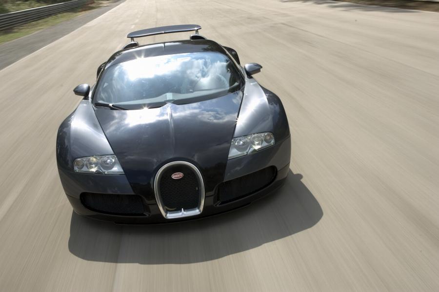  Bugatti Veyron 16.4 2005 года  (фото 42 из 98)